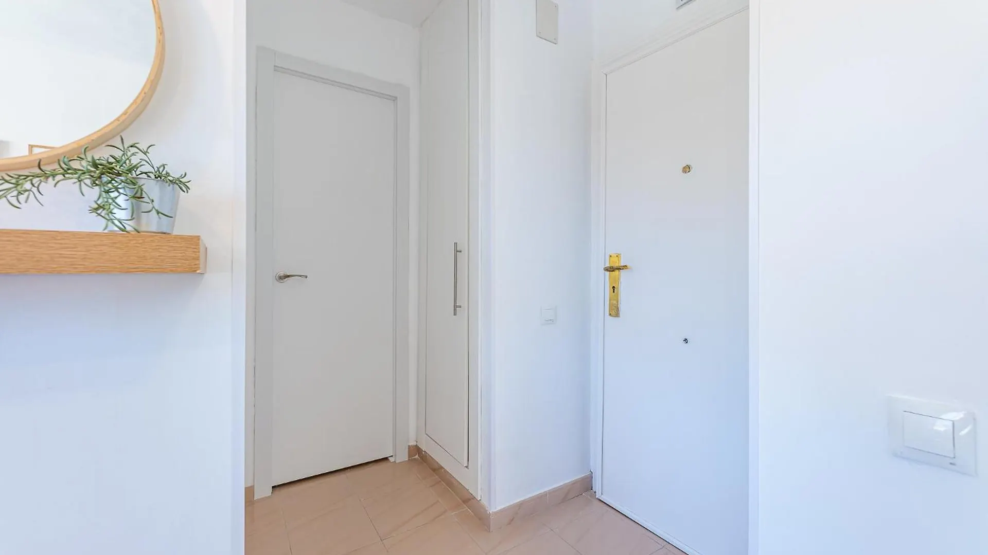 797 Holiday Rentals - Acogedor Apartamento Con Hermosas Vistas ベナルマデナ